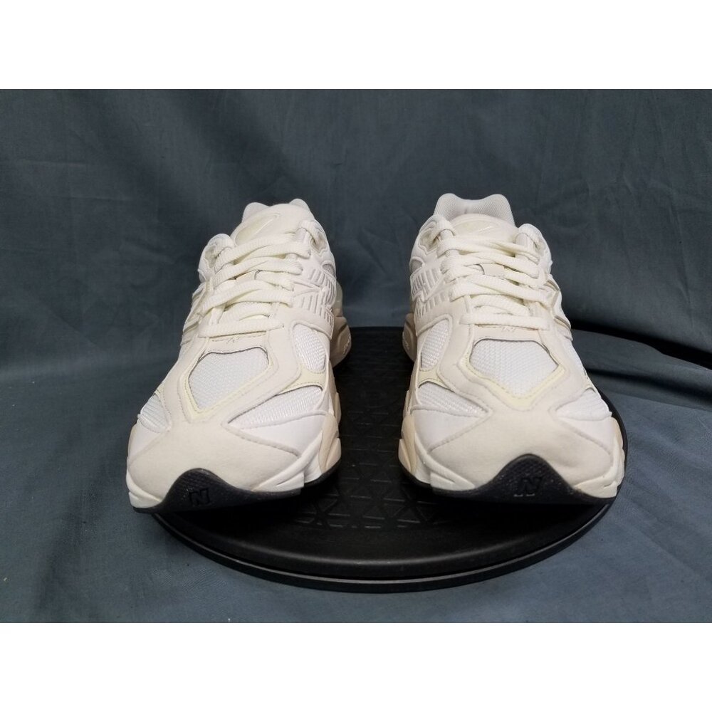 New Balance Kids 9060 Sneakers GC9060EK Linen Size 5 NEW NO BOX! - Picture 3 of 11